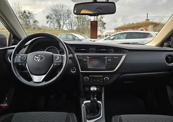Toyota Auris cena 41900 przebieg: 227000, rok produkcji 2015 z Zamość małe 191
